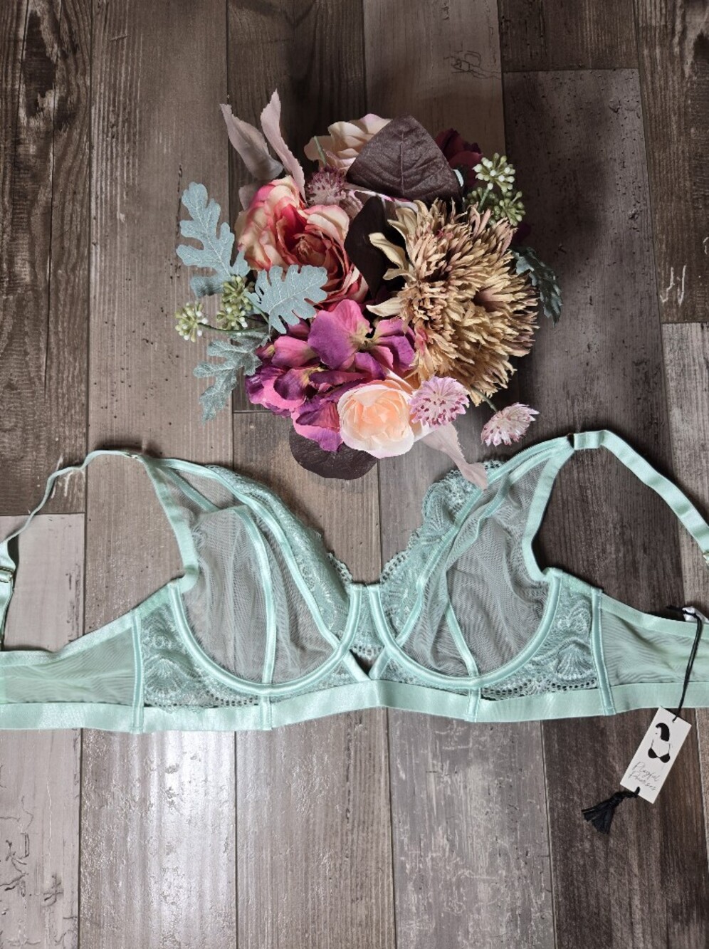 NWT Fenella Aqua Lace & Net Longline Bra – Size 36F / 36DDD